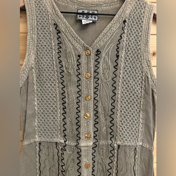 MPH Medium Rayon Lightweight Embroidered Button Front Bohemian Tank Maxi Dress - Picture 6 of 11